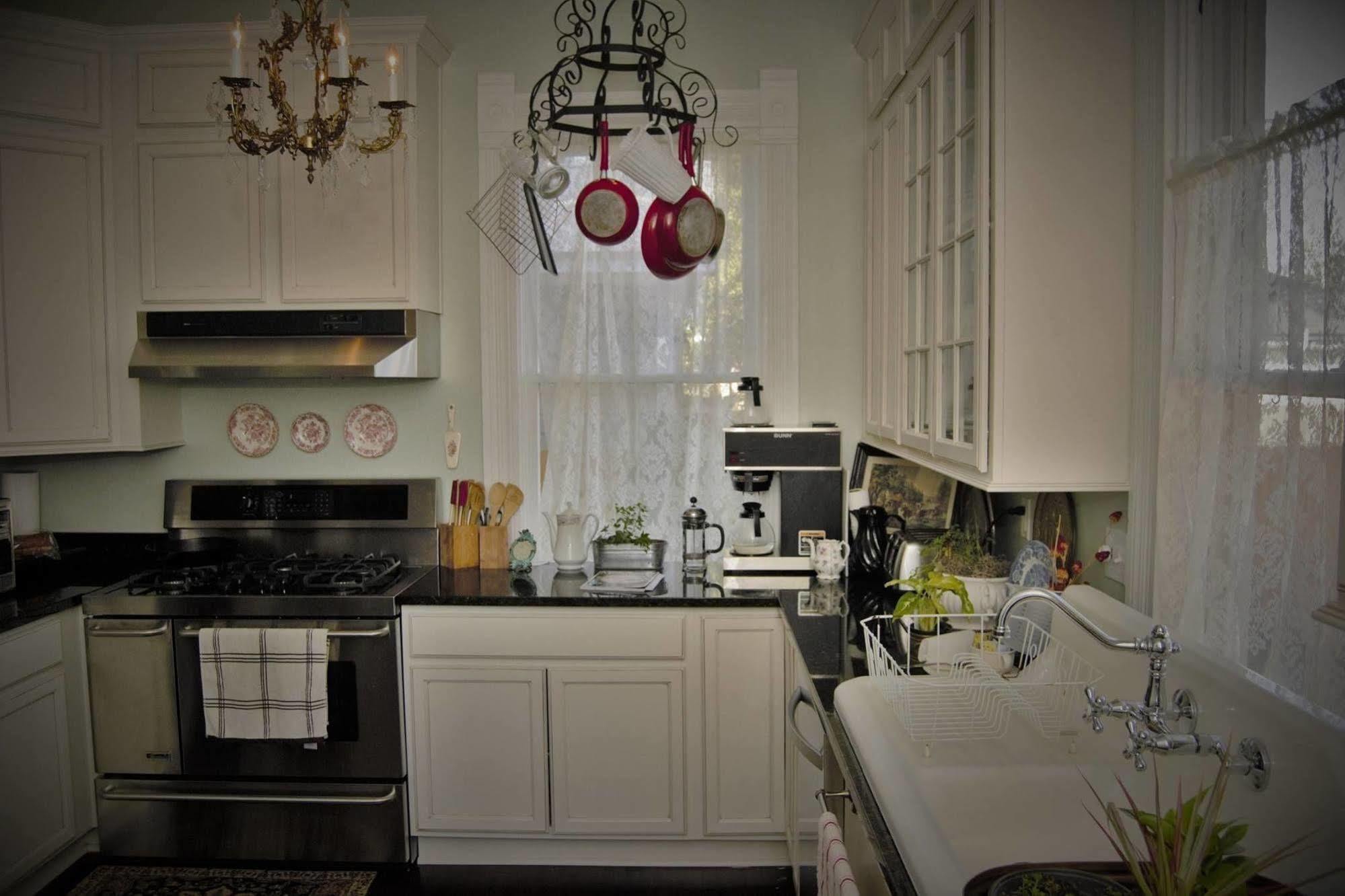 The Guest House At Gulfport Landing Экстерьер фото
